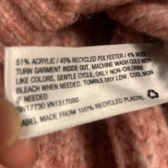 🔥SALE🔥 A New Day Cable Knit Sweater - Picture 5 of 7